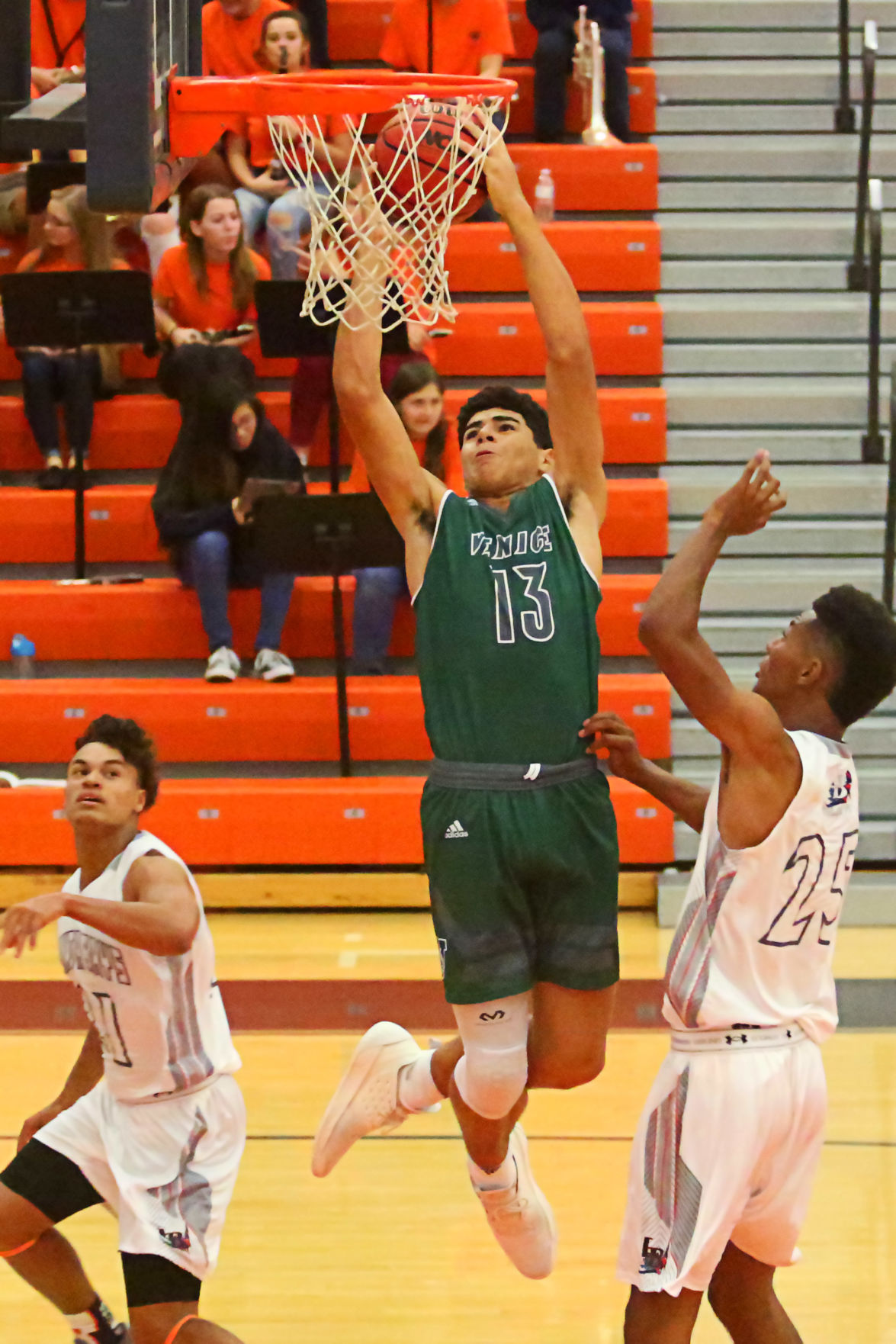 VNspbball120818a